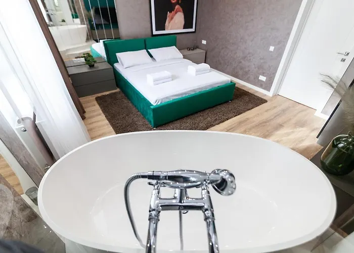 Апартаменты Avangard Park Art *