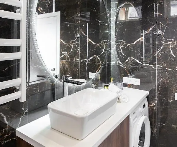 Avangard Park Art شقة إلفيف