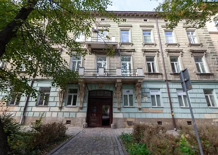 Avangard Park Art Apartman Lviv
