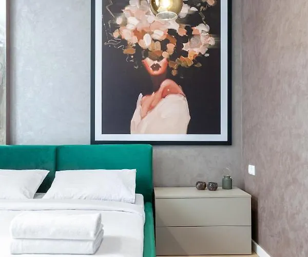 Avangard Park Art Apartman *